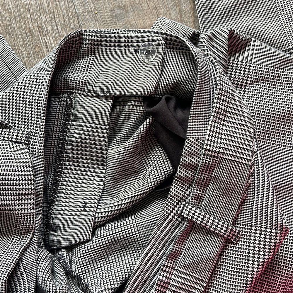Loft Pants - Picture 10 of 11